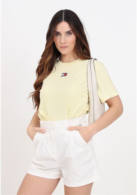 Shorts donna bianchi con patch logo bandierina sul retro TOMMY JEANS | DW0DW17775YBHYBH